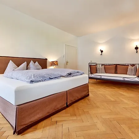 Casa de hóspedes Olympiahaus 3*