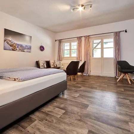 ゲストハウス オリンピアハウス