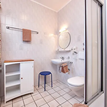 ゲストハウス オリンピアハウス ガルミッシュ・パルテンキルヒェン