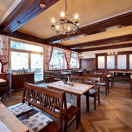 オリンピアハウス ガルミッシュ・パルテンキルヒェン