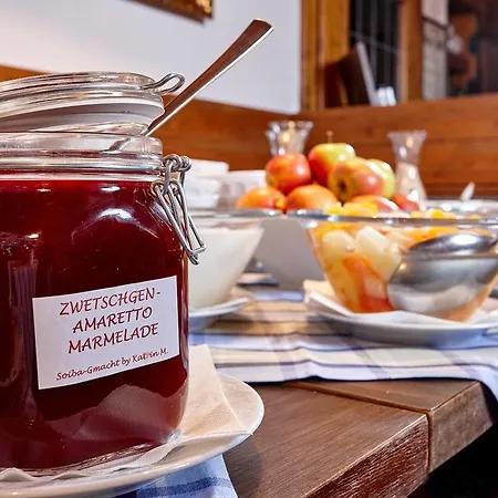 ゲストハウス オリンピアハウス 3*