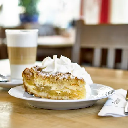 ゲストハウス オリンピアハウス